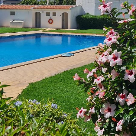 Praia Eulalia With Pool And 5 Minutes From The Beach Albufeira Exterior foto