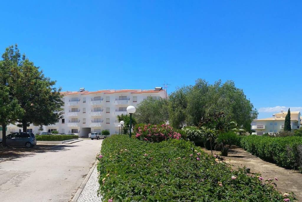 Praia Eulalia With Pool And 5 Minutes From The Beach Albufeira Exterior foto